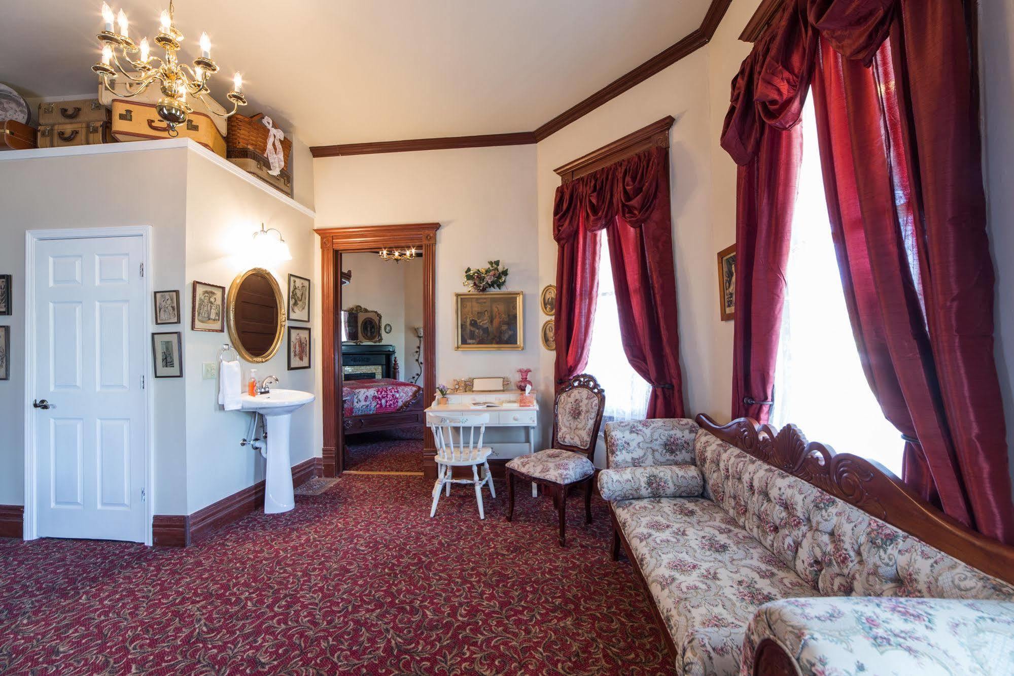 Grand Victorian Inn (Adults Only) Park City Esterno foto