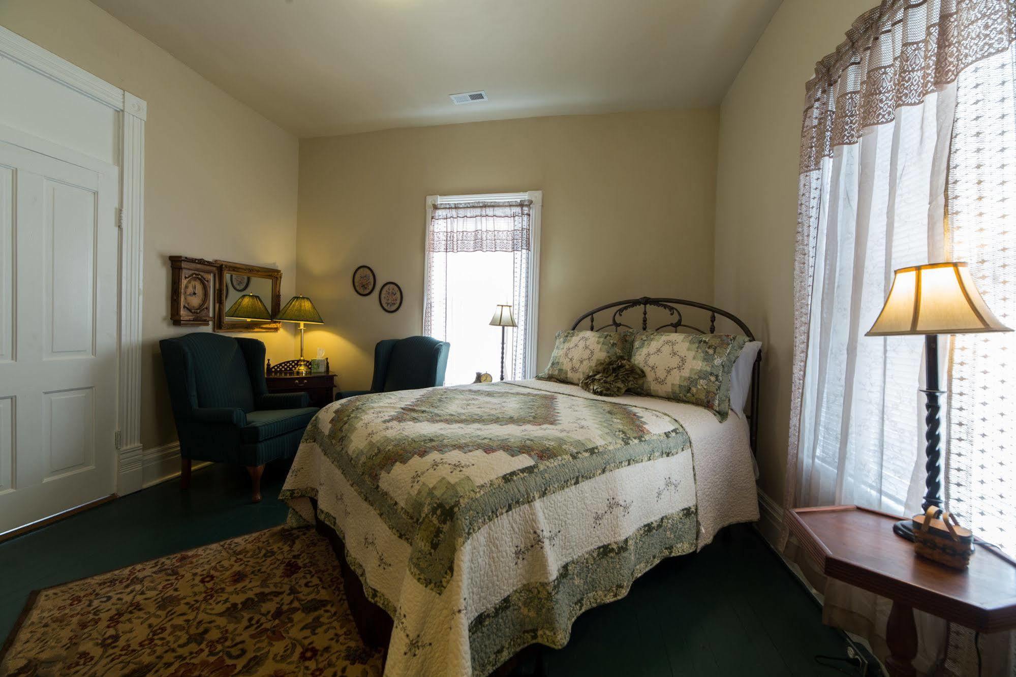 Grand Victorian Inn (Adults Only) Park City Esterno foto